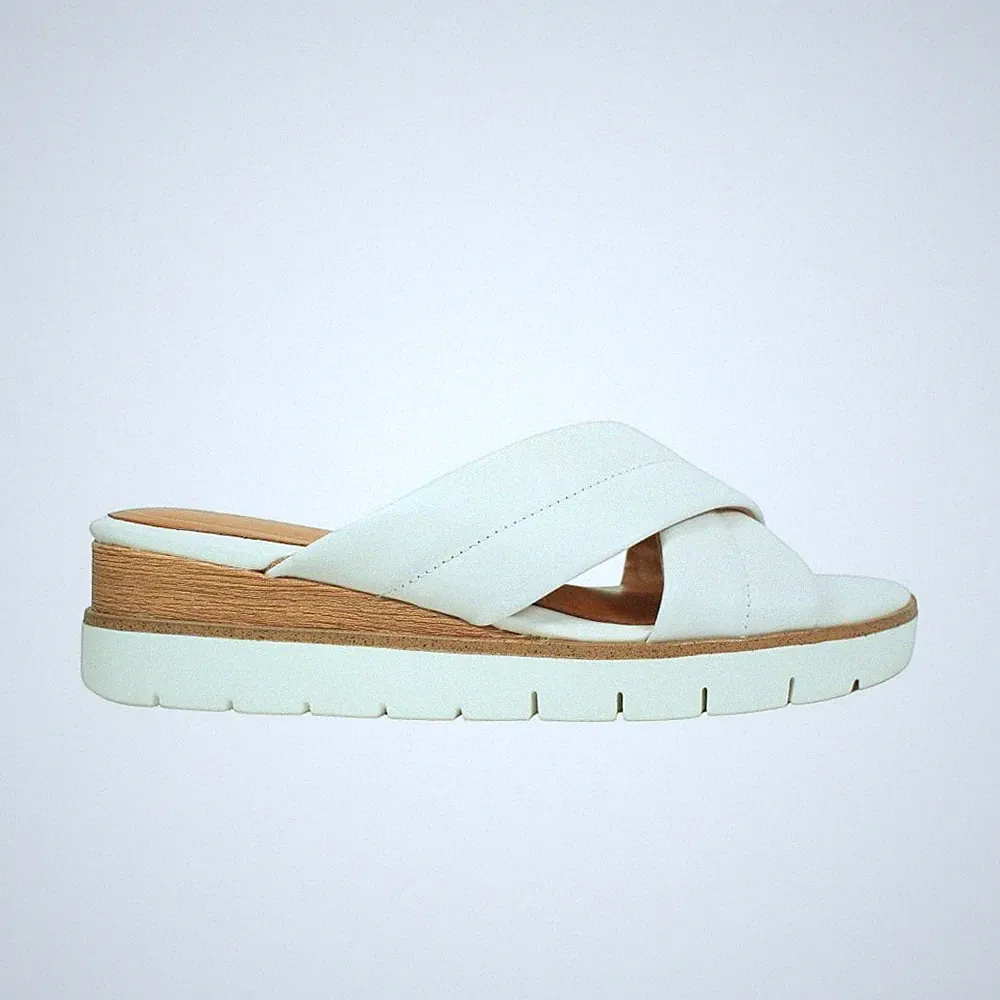 27233 44 100 | Weißes Leder | Weiße Damen-Plateausandalen mit Kreuzriemen