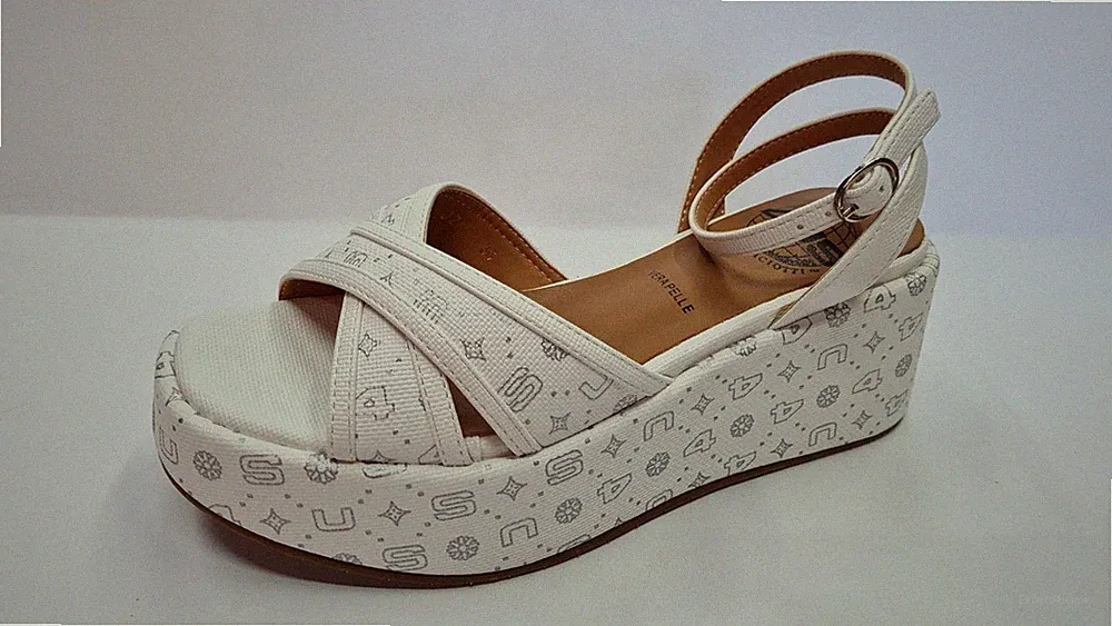 4US Damen Kunstleder Sandalen mit 4US-Logo, Riemchen und Schnalle, By Paciotti - BIA