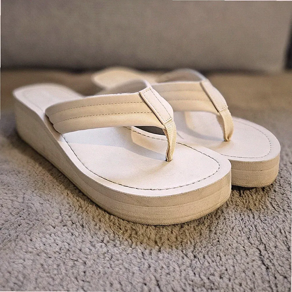 about you Damen Zehentrenner Sandalen Keilabsatz Slip-On Beige EU 40