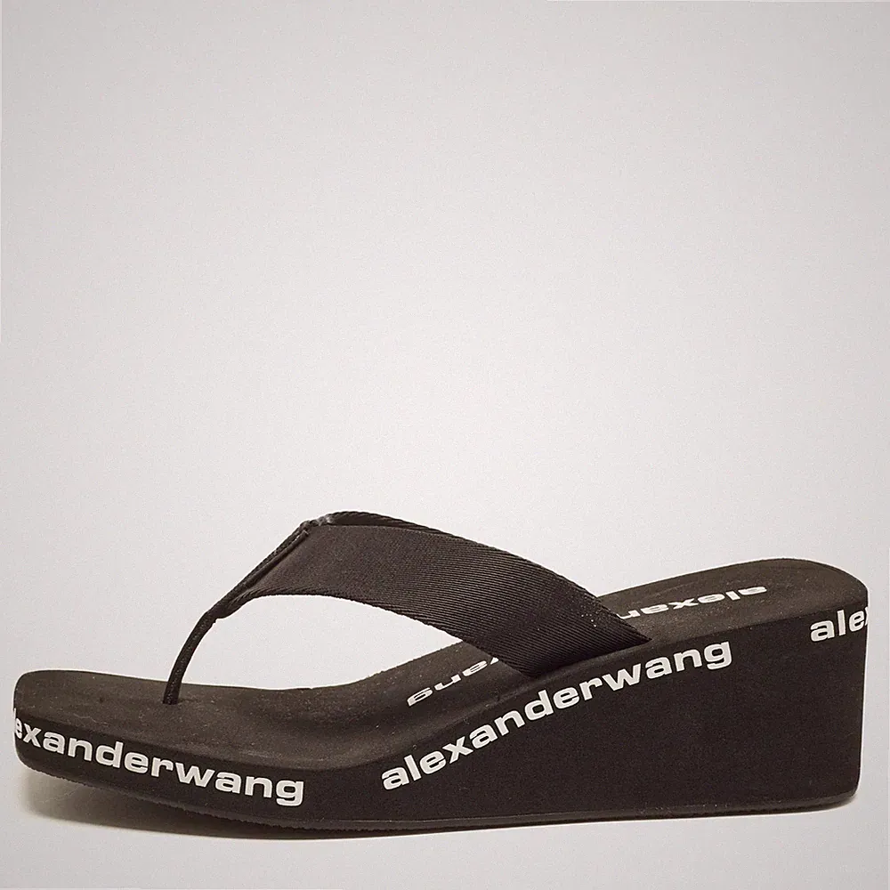 Alexander Wang Sandalen Logo Print Größe 39 schwarz Canvas Riemen Keilabsatz