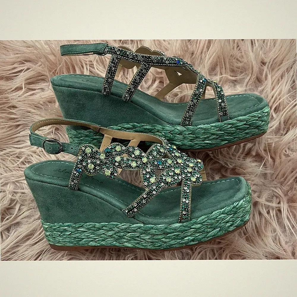 Alma en Pena Damen Sandalen Grün Wildleder Keilabsatz Strass EU 40