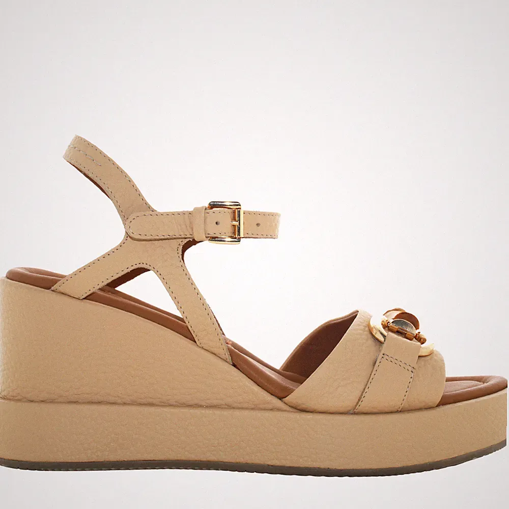 AltraWorkshop Damen Sandalen mit Keilabsatz AO1302X SAND P24