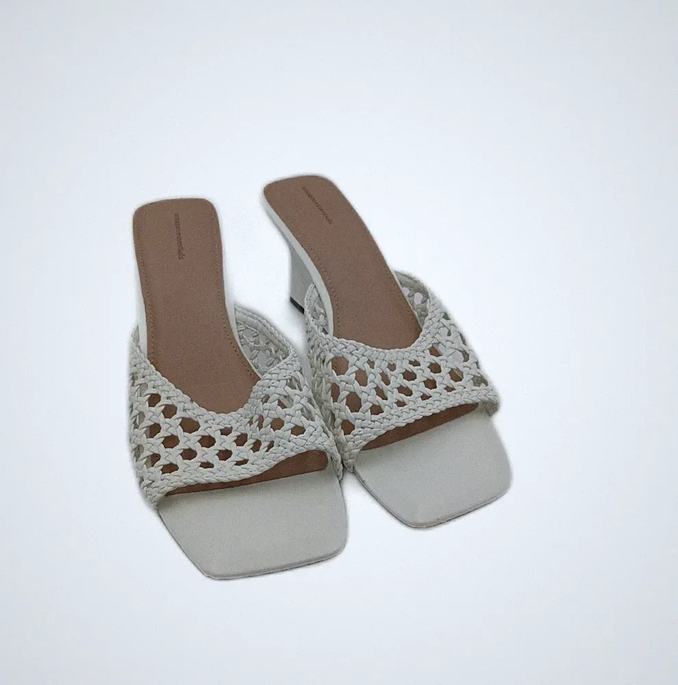 Amazon Essentials Keilsandalen Damen Damenschuhe cremefarbene Rohrgeflecht Somme