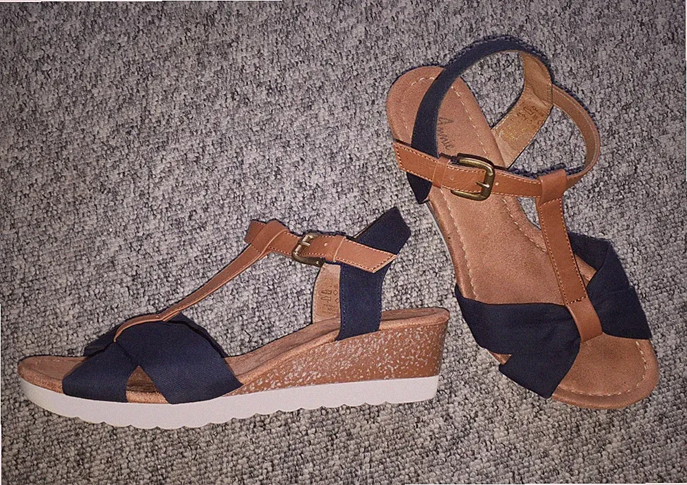 Annie G. Damen Keil-Sandalen blau/braun Gr. 38 Neuwertig!