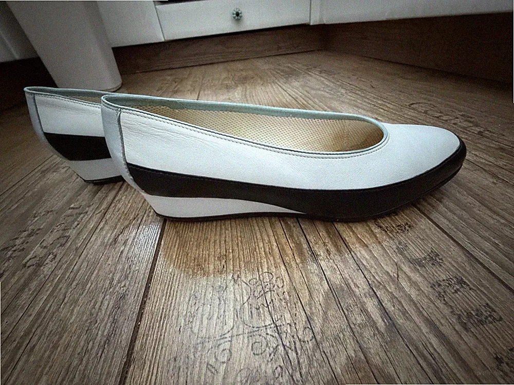 Ara Ballerina Keilabsatz Leder weiss marineblau