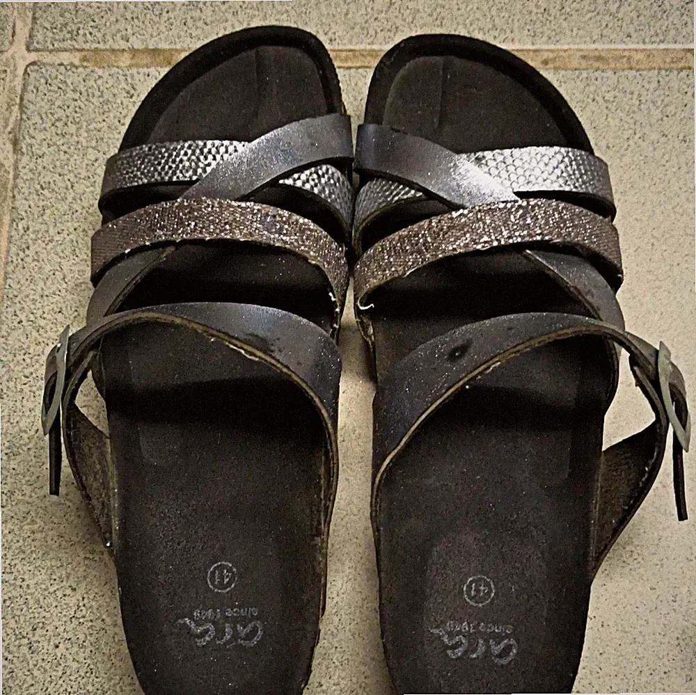 ara Damen Sandalen Riemchen Keilabsatz schwarz/silber Glitzer Kork EU 41