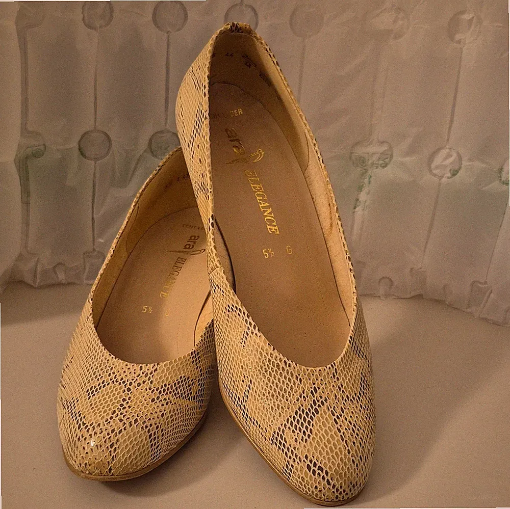 ara ELEGANCE Damen Pumps Beige Leder Schlangen-Optik Keilabsatz EU 38,5