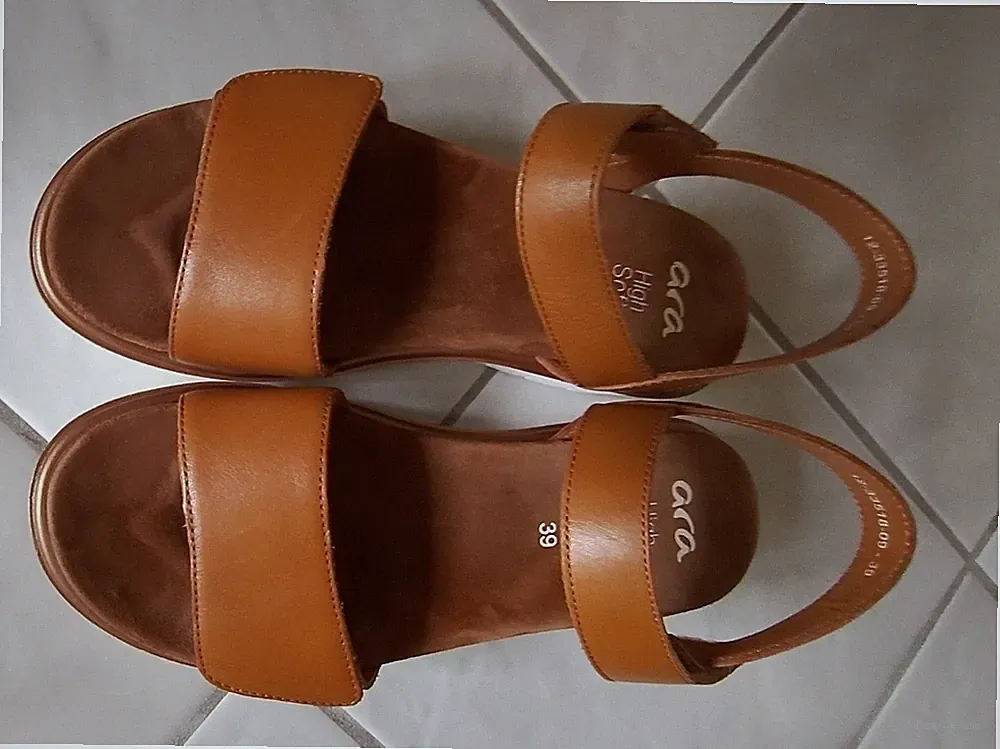 Ara Sandalen mit Klettverschluss, Größe 39