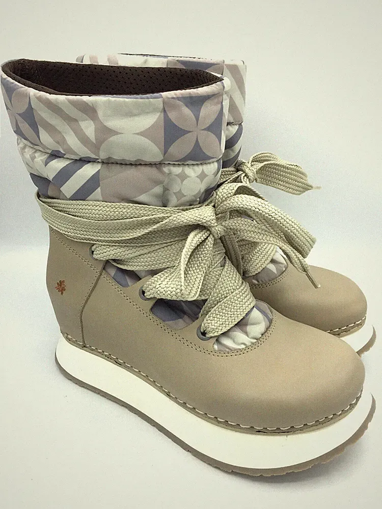 ART, 1981 sesame (beige) Boot, Keilabsatz innenliegend, Gr. 37, WARM! NEU!!!