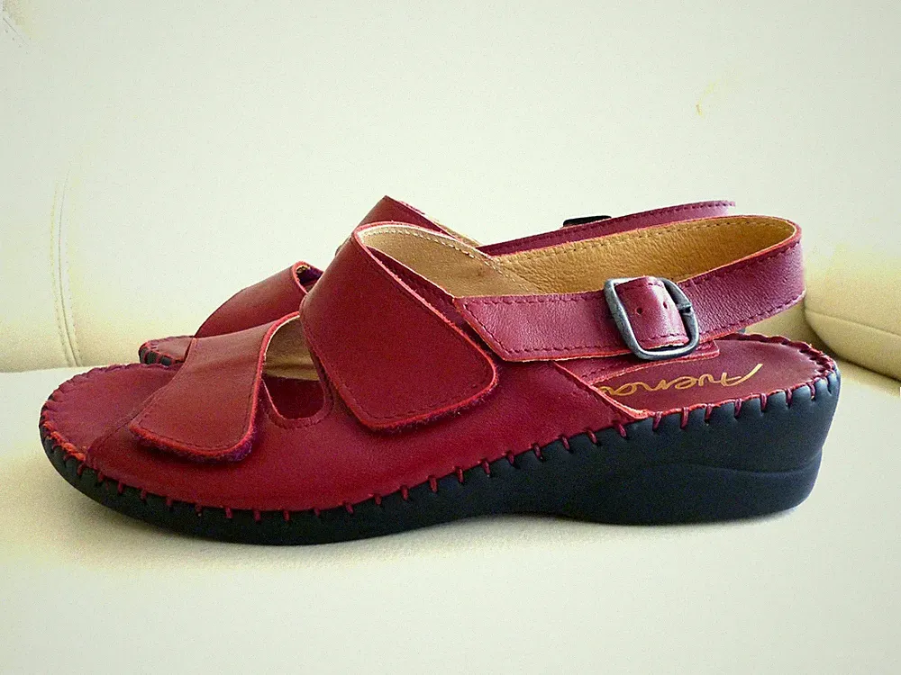 AVENA Klett-Riemchen-Sandalen Echtleder Rot Gr.38,5/39G ✅ NEU Fußbett NP 70,- €