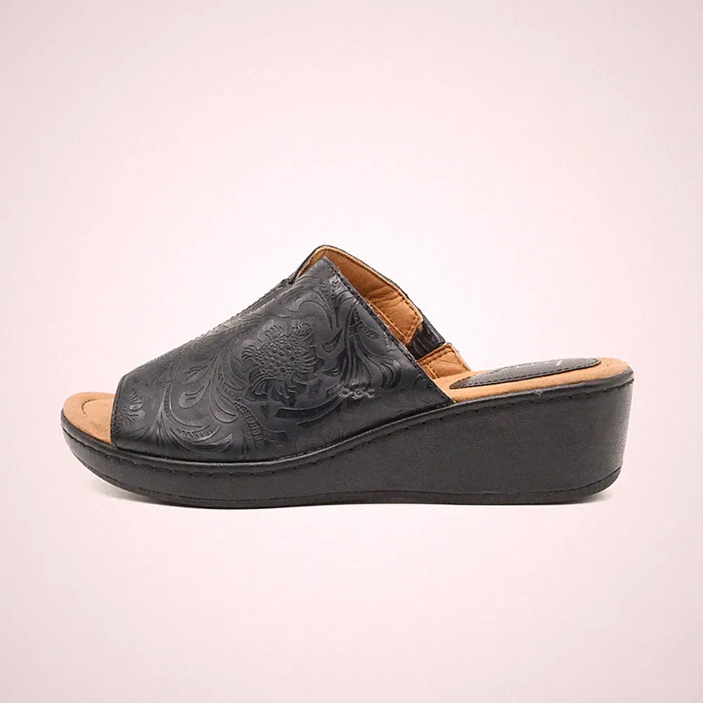 B.ø.c Damen Sandalen EU 39,5 mit Keilabsatz schwarz Komfort Fußbett