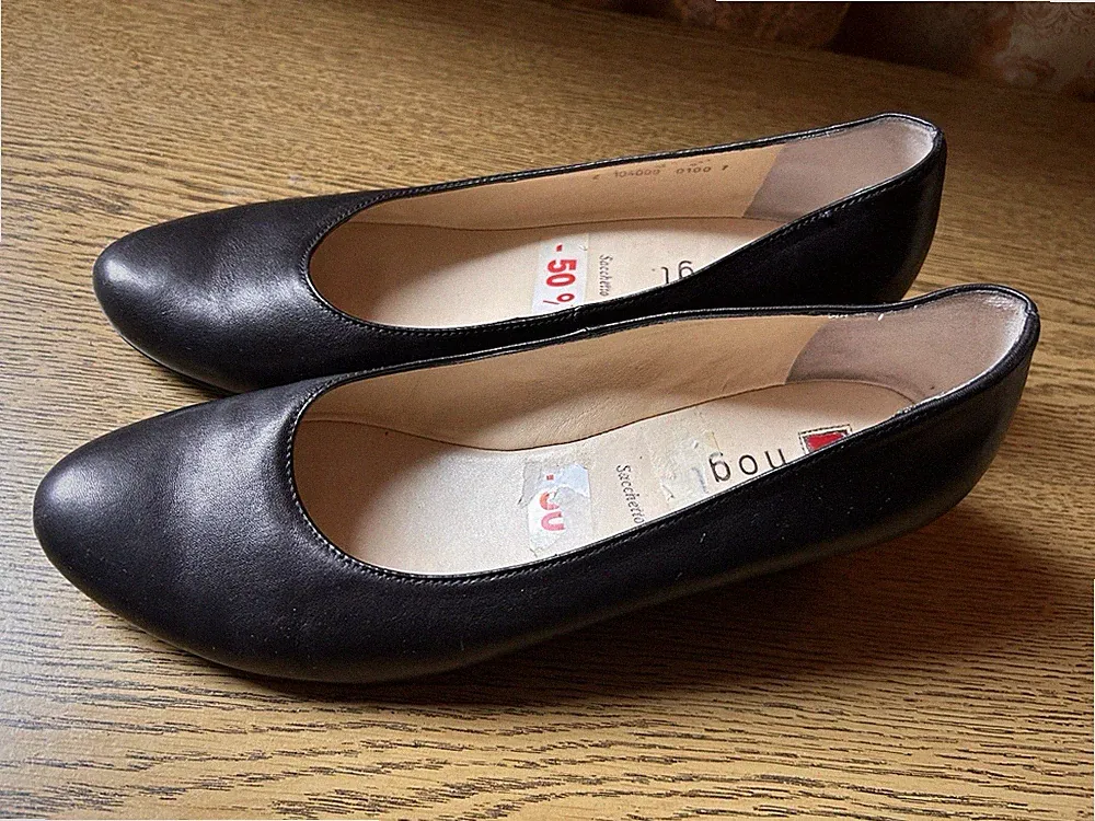 högl pumps schwarz keilabsatz