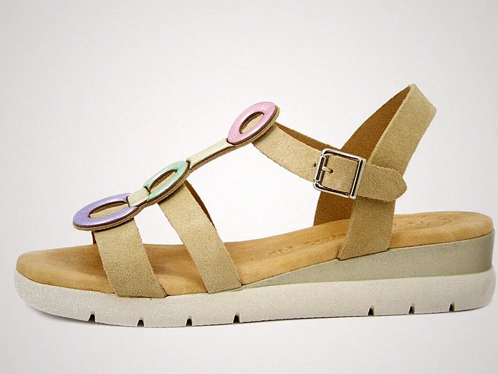 Bequeme Damen Sandalen 36 Leder beige mehrfarbig mit niedrigem Keilabsatz RAQUEL PEREZ