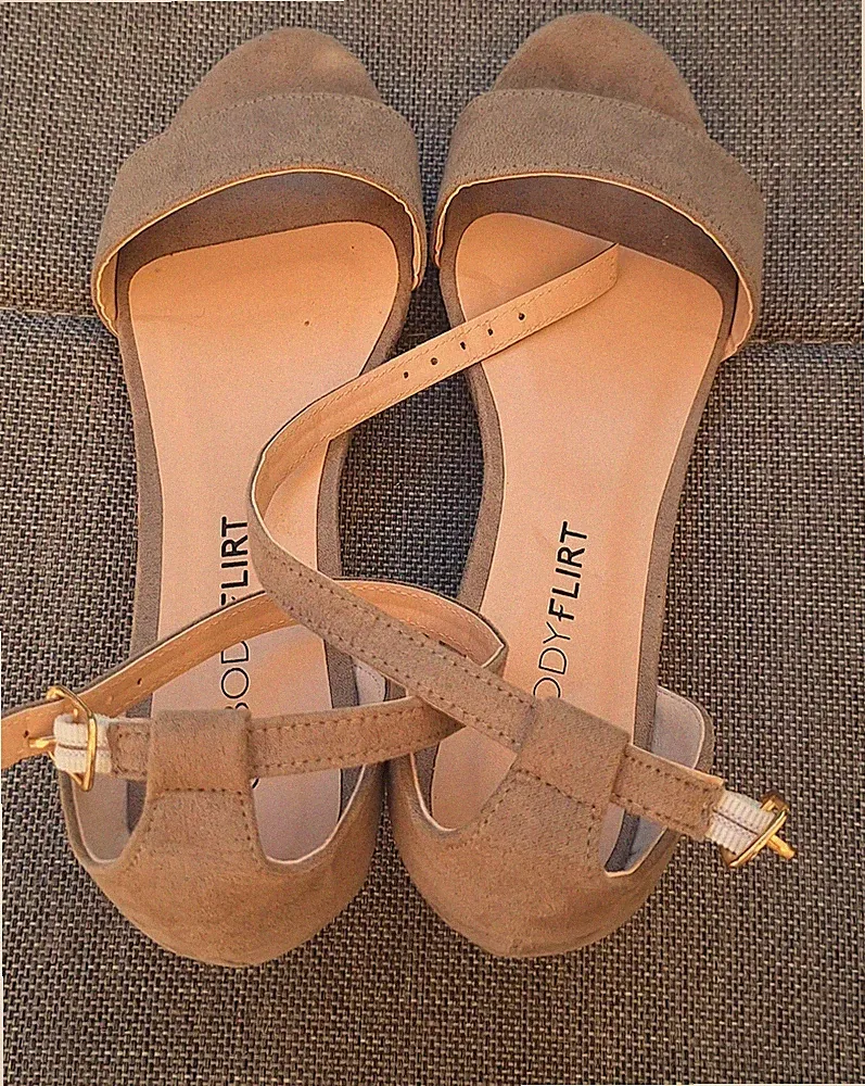bonprix Damen Riemchen-Sandalen taupe Synthetik Keilabs. EU 35