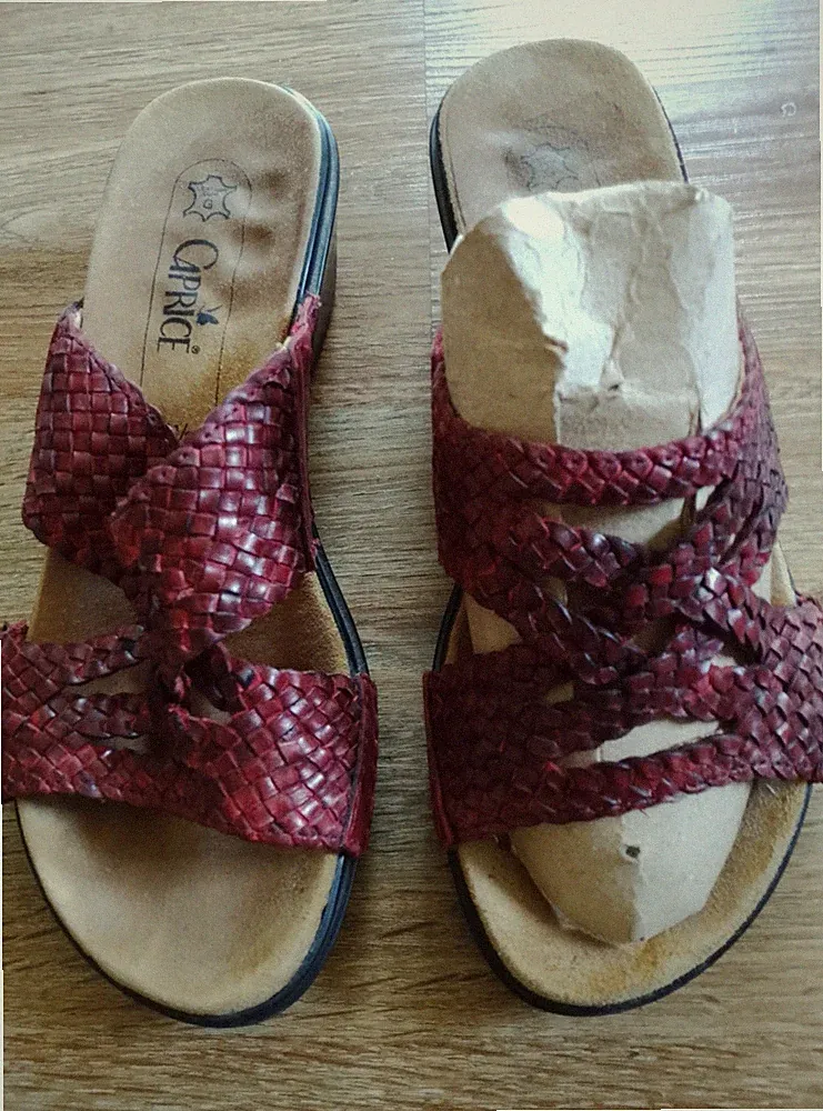bordeauxrote Sandaletten, Gr. 37,5, Leder, sehr gut