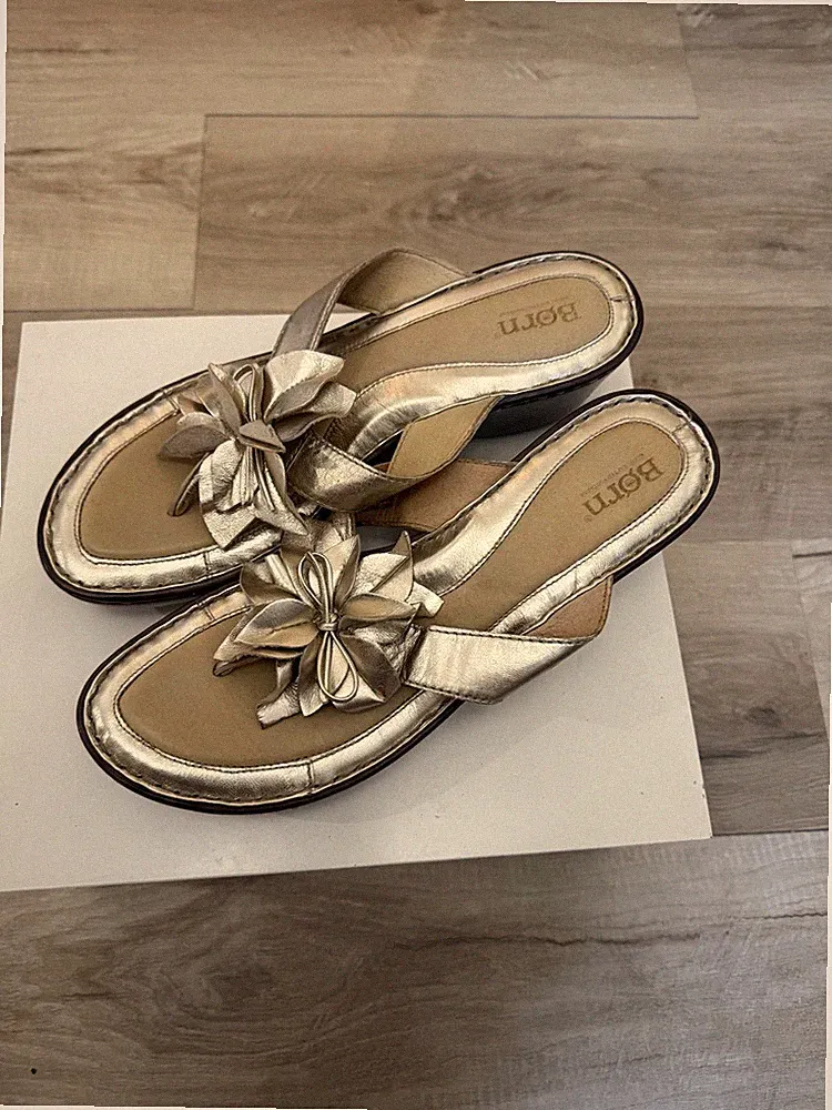 Born Wedge Sandals Size 10 Gold Leather Floral Women's
