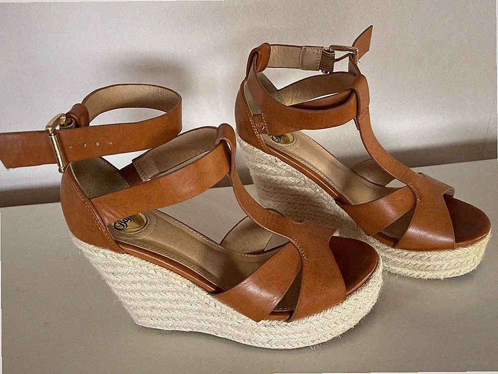 Buffalo Sandalette mit Keilabsatz Gr.38