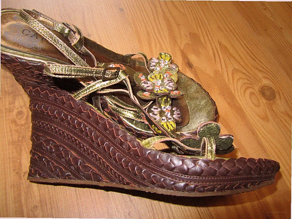 CAFE NOIR CAFENOIR 38 breit Sandalen Echtleder Keilabsatz Blümchen mehrfarbig