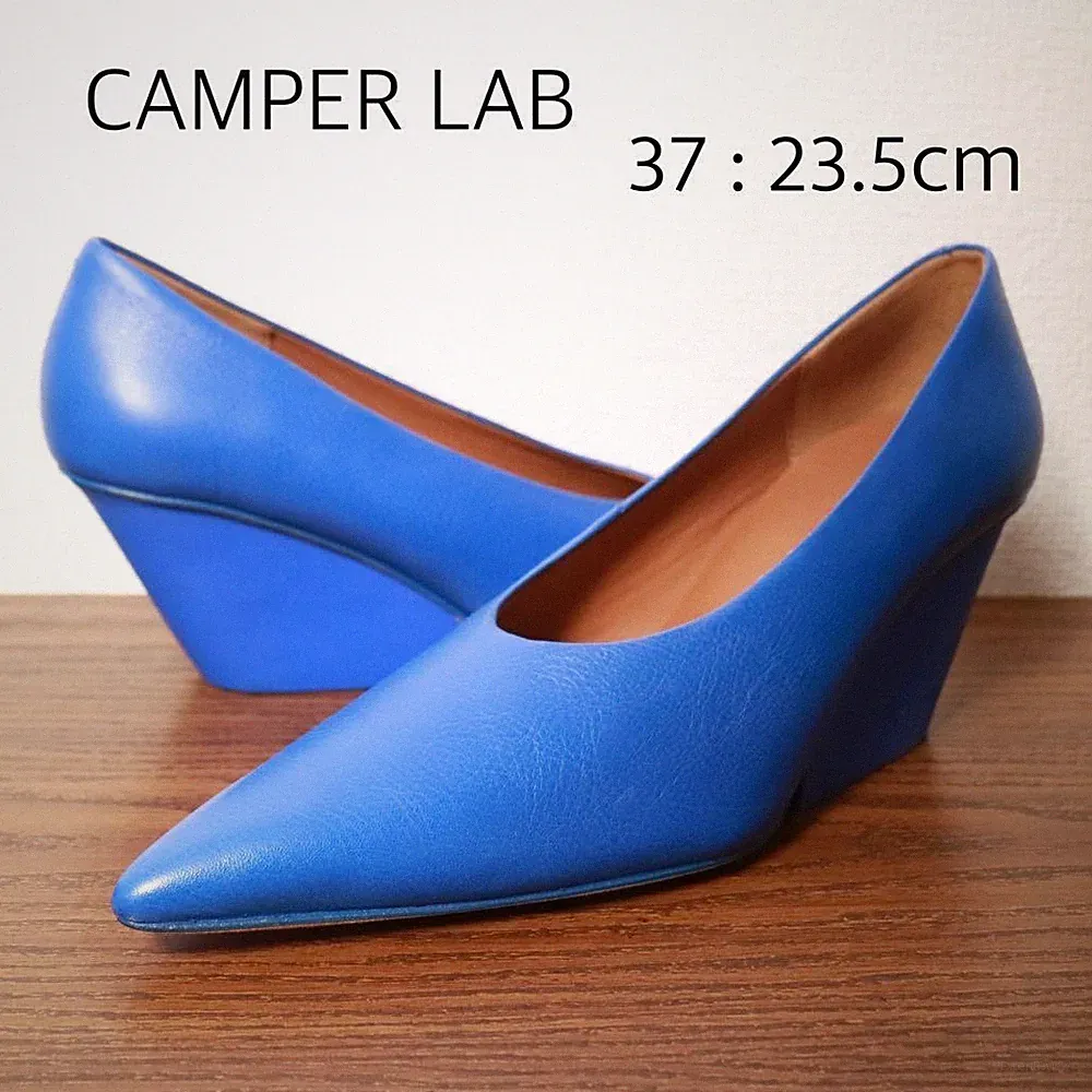 Camper LAB Damenschuhe spitz zulaufend Keilabsatz Blau 23,5 cm Neu