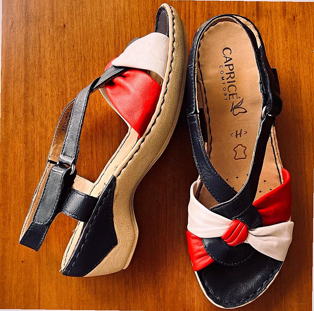CAPRICE Damen Sandalen Keilabsatz Leder Komfort mehrfarbig Riemchen EU 37,5