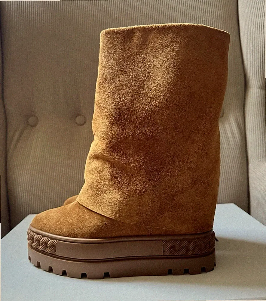 Casadei Wildleder Stiefel Braun EU 37 Keilabsatz hoch Profilsohle Waden