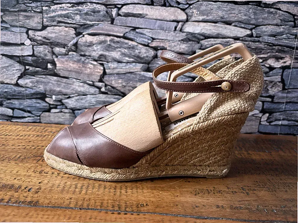 Castaner Damen Plateau Keilabsatz Sandalen Riemchen Größe 6 EU 39 Braun