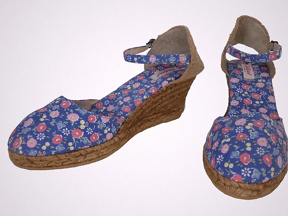 Cath Kidston Espadrille Wedges blau Blumen Canvas Knöchelriemen geschlossene Zehe UK 6