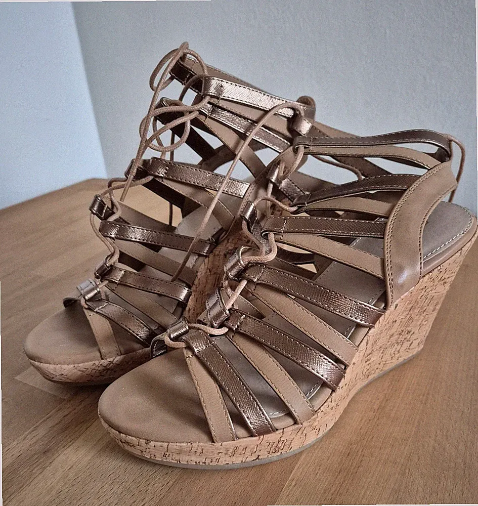 Catwalk Damen Riemchen-Sandalen Keilabsatz Korkoptik Beige Gr. 38