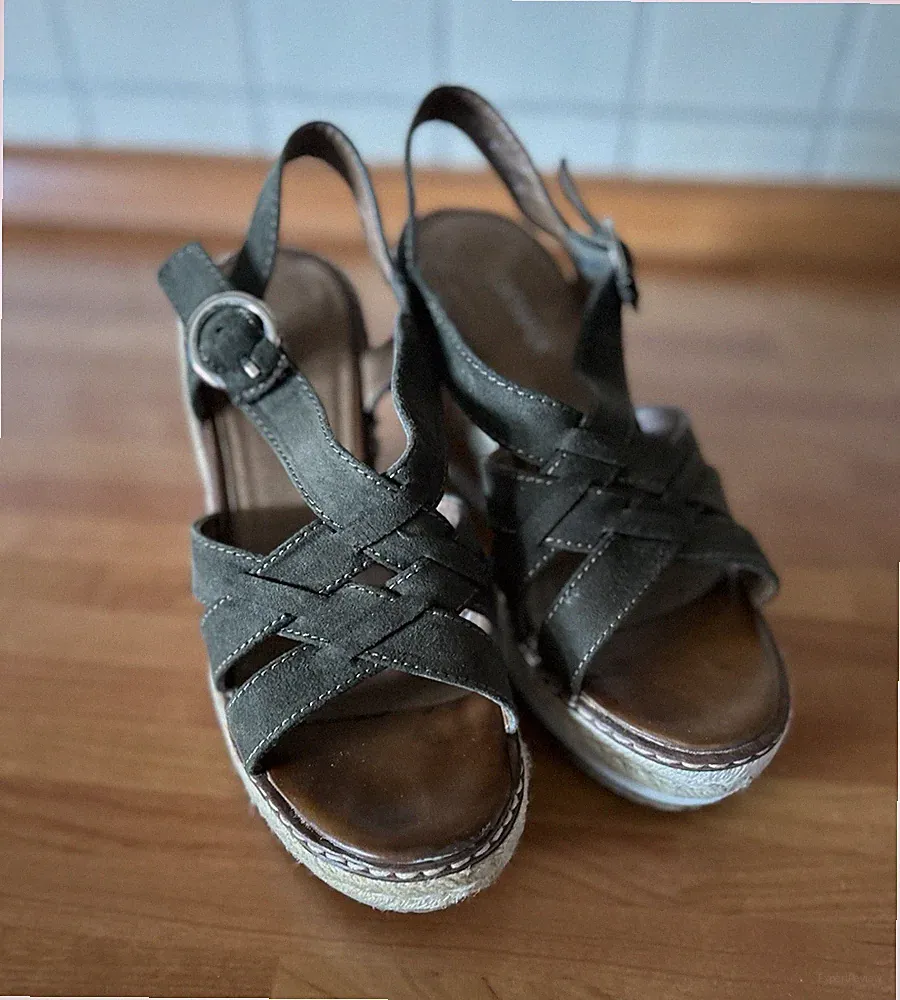 CATWALK Damen Sandalen EU 37 Grau Kunstleder Keilabsatz Riemchen Schnalle