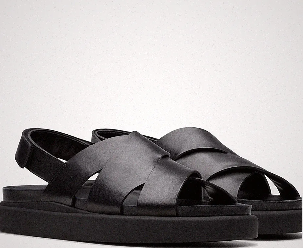 Clarks Aristella Damen Schwarze Keilabsatz Ledersandalen Peeptoe CL26181255