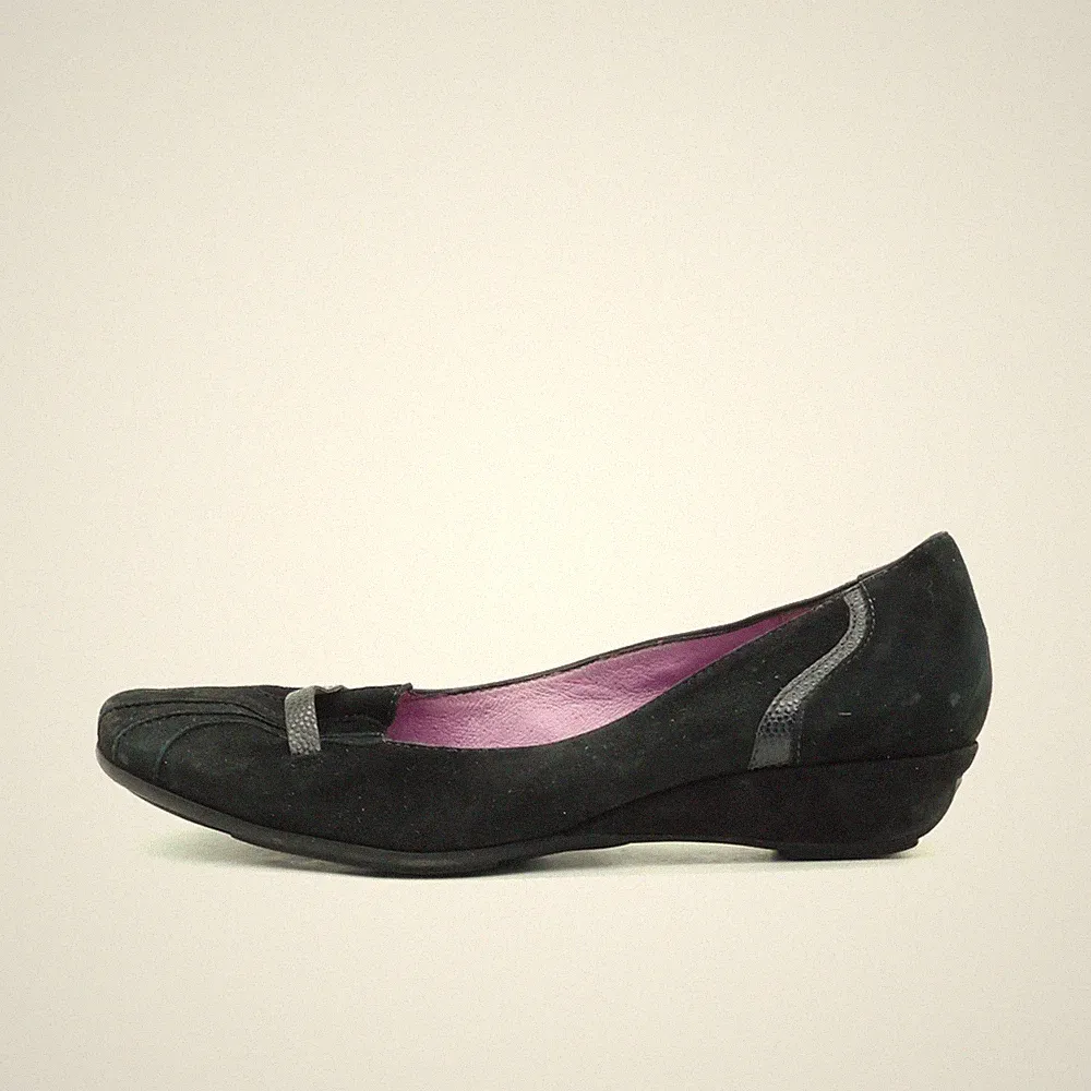 Clarks Damen EU 40 Keilabsatz Ballerina Schwarz Bequem, rutschfest Komfort