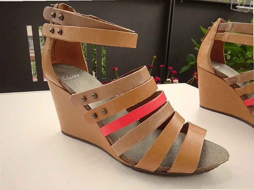 keilabsatz sandalen damen braun