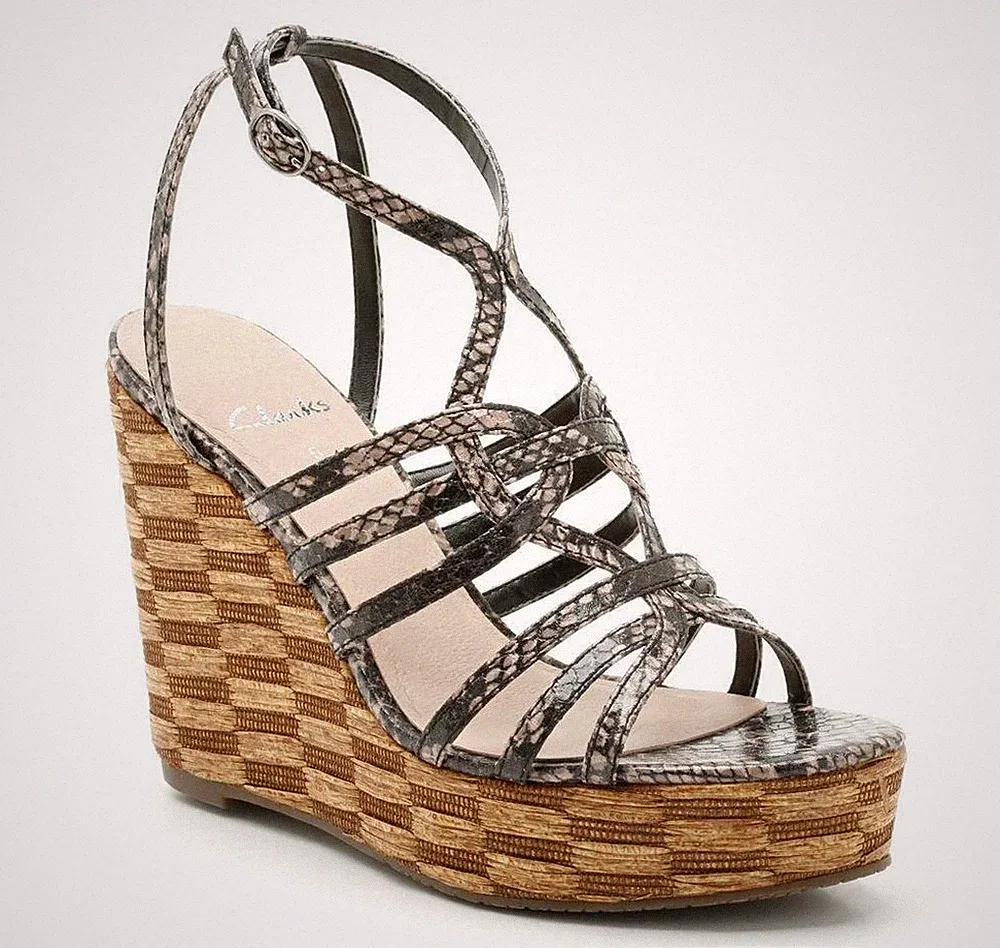 Clarks Damen-Plateausandalen UK 7 D Medium beige Schildpatt Keilabsatz