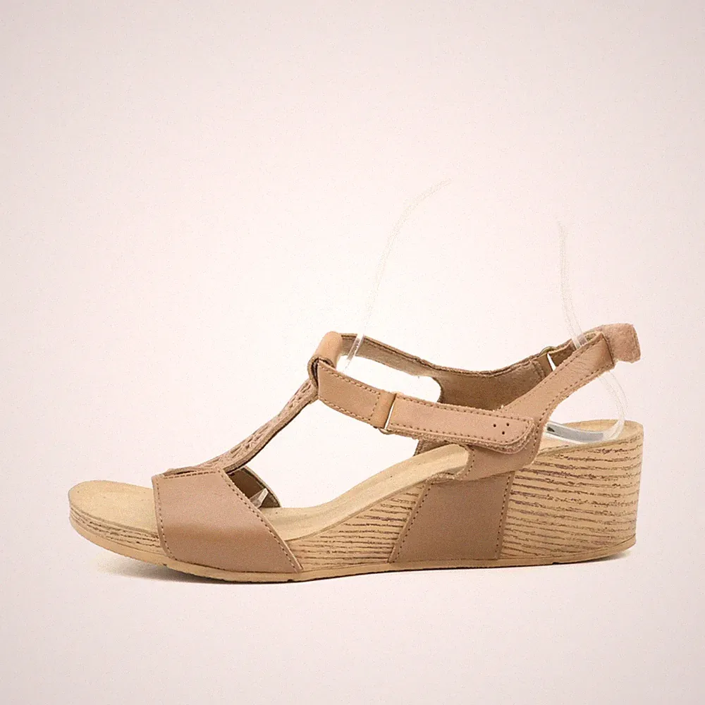 Clarks Damen Sandale EU 40 Beige Bequem atmungsaktiv Leder Keilsandalen