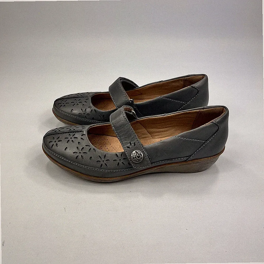 Clarks Damenschuhe grau Leder Mary Jane bequem UK 3 Blumenausschnitt Keilabsatz