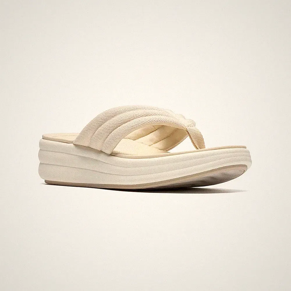 Clarks Drift Carmen Cloudstepper Flip-Flop Sandale Schuh schwarz oder cremefarben