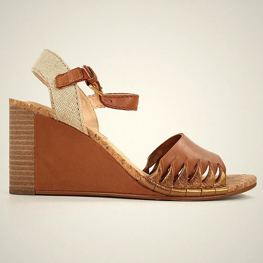 Clarks Sandalen Absatz hellbraun bronze Echtleder Größe 6 E Weite