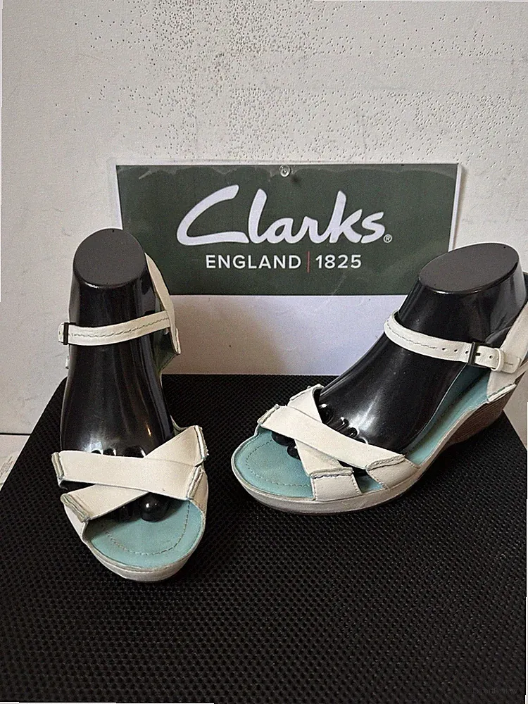 Clarks Sandalen Heels Weiß Leder Größe UK 7 EU 41