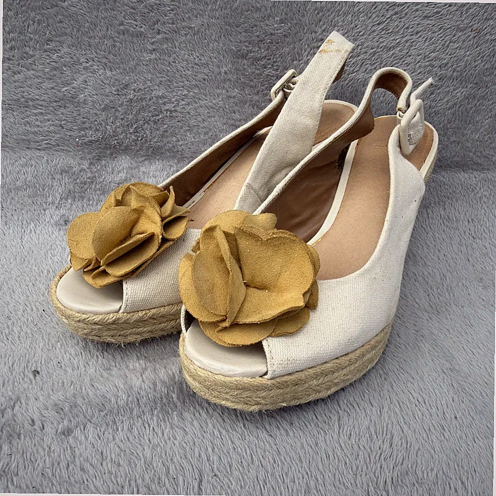 Clarks Sandalen Keilabsatz Damen UK 5 Stroh offene Zehenpartie Schleife Blume gelb