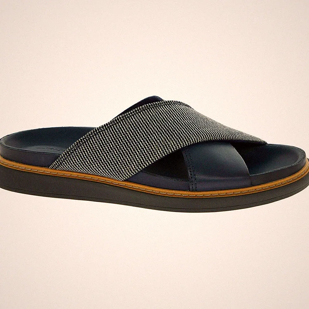 Clarks Trace Drift Leder Sandalen mit Kreuzriemen - UK 6 / EU 39,5