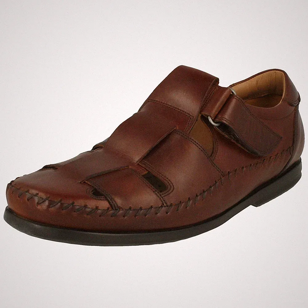 Clarks Un Gala Strap Herren Freizeitsandalen Geschlossene Zehen Riemen Dark Tan
