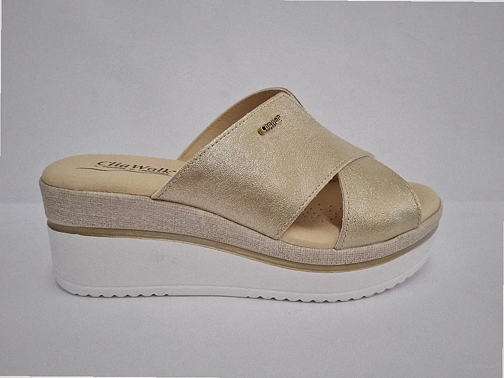 CliaWalk Damen Clogs Mit Keilabsatz Aus Ecopelle Mit Kreuzriemen - PLA (Platin)