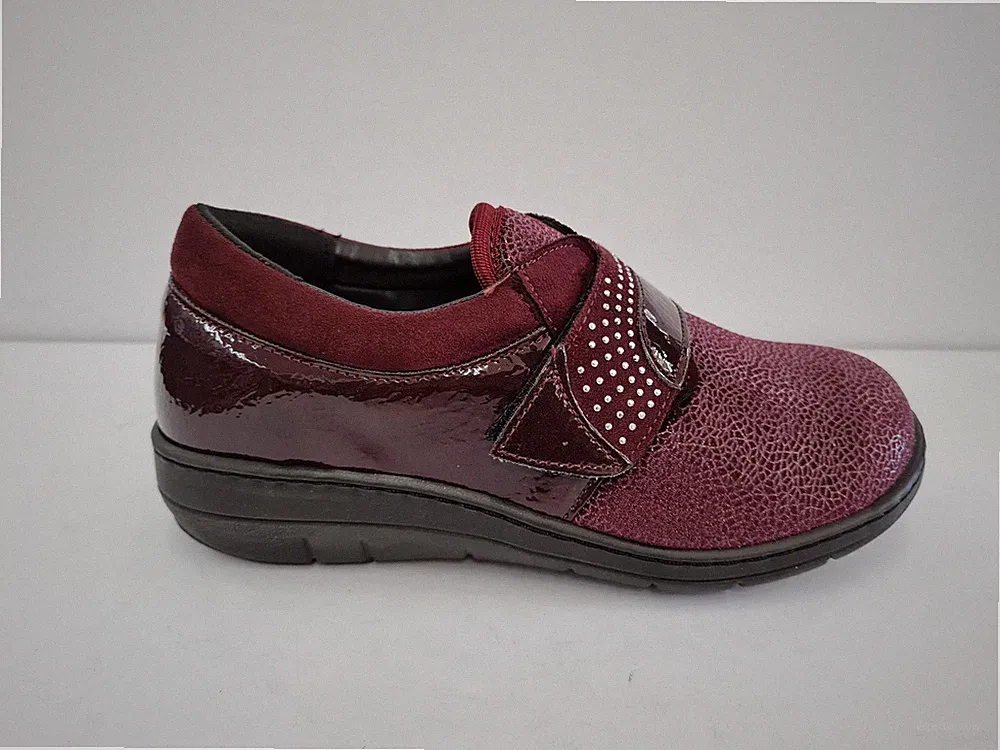 CliaWalk Damen Komfortschuhe mit Klettverschluss, Keilabsatz 4 cm, Bordeaux