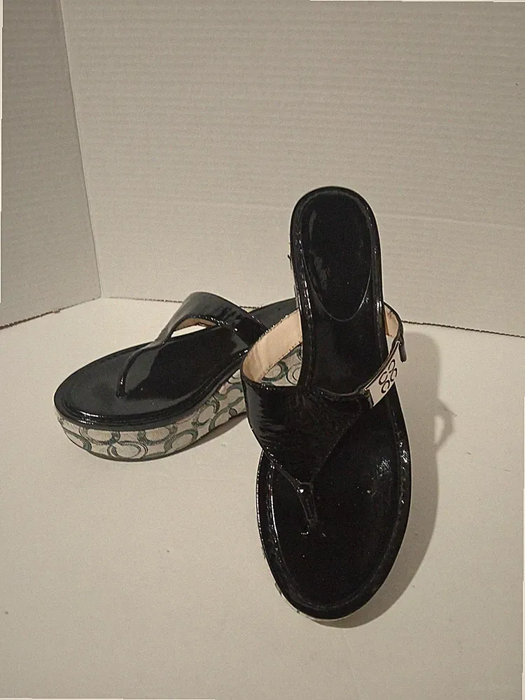 Coach Signature Jan Crinkle Platform Sandal Shoes Black Patent Leather Wedge 9B