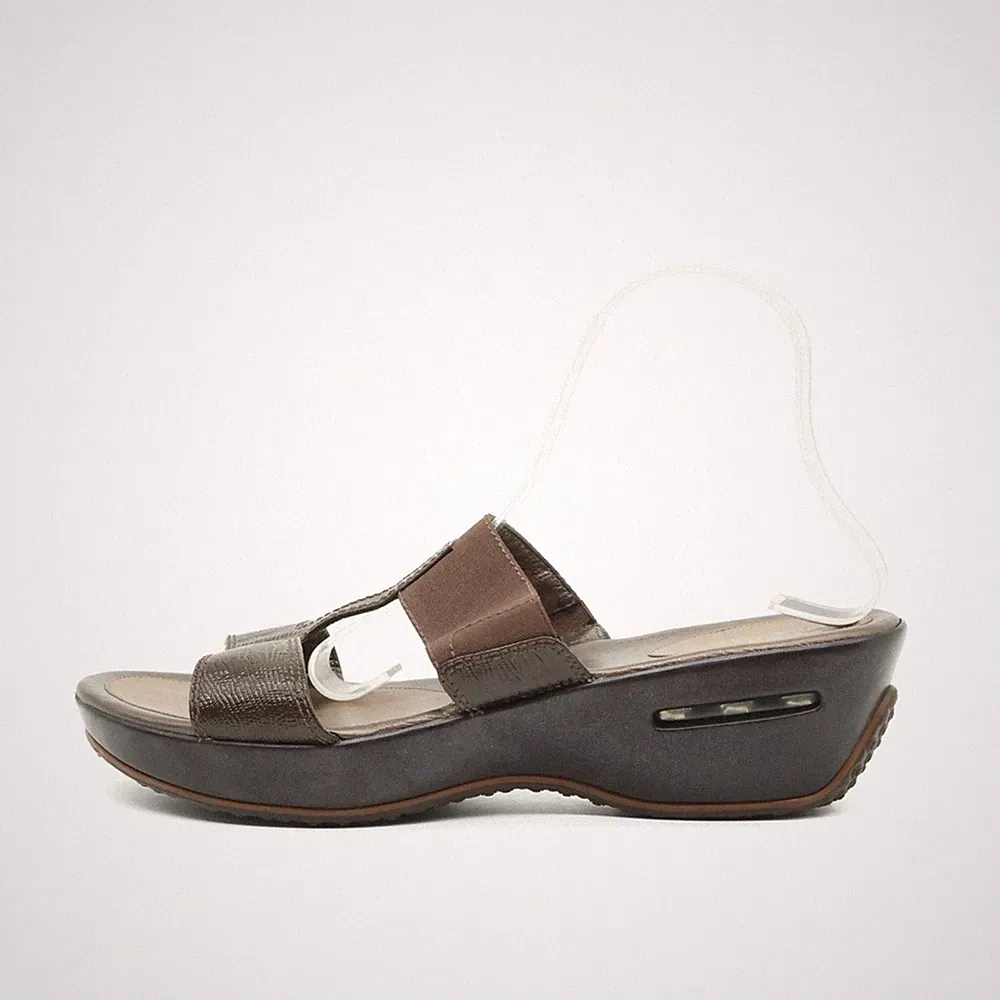Cole Haan Damen Sandalen EU 44 D28007 Braun Nike Air Technologie, Komfortsohle