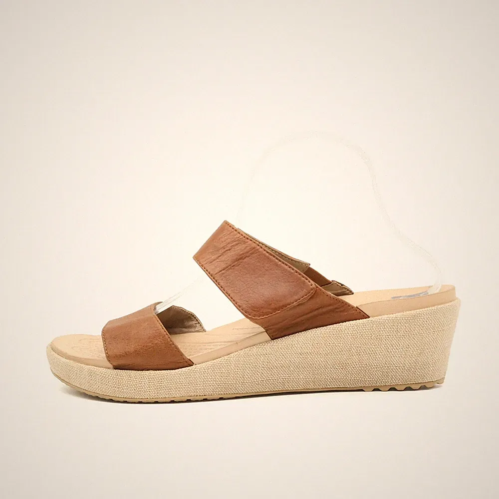 Crocs Damen Sandale EU 42-43 Dual Comfort Wedge Braun Sandaletten