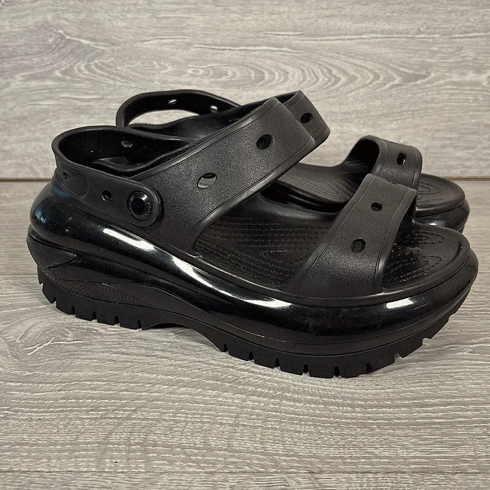 Crocs Sandalen Damen schwarz UK Größe 5 Plateau klassische Mega Crush Schuhe