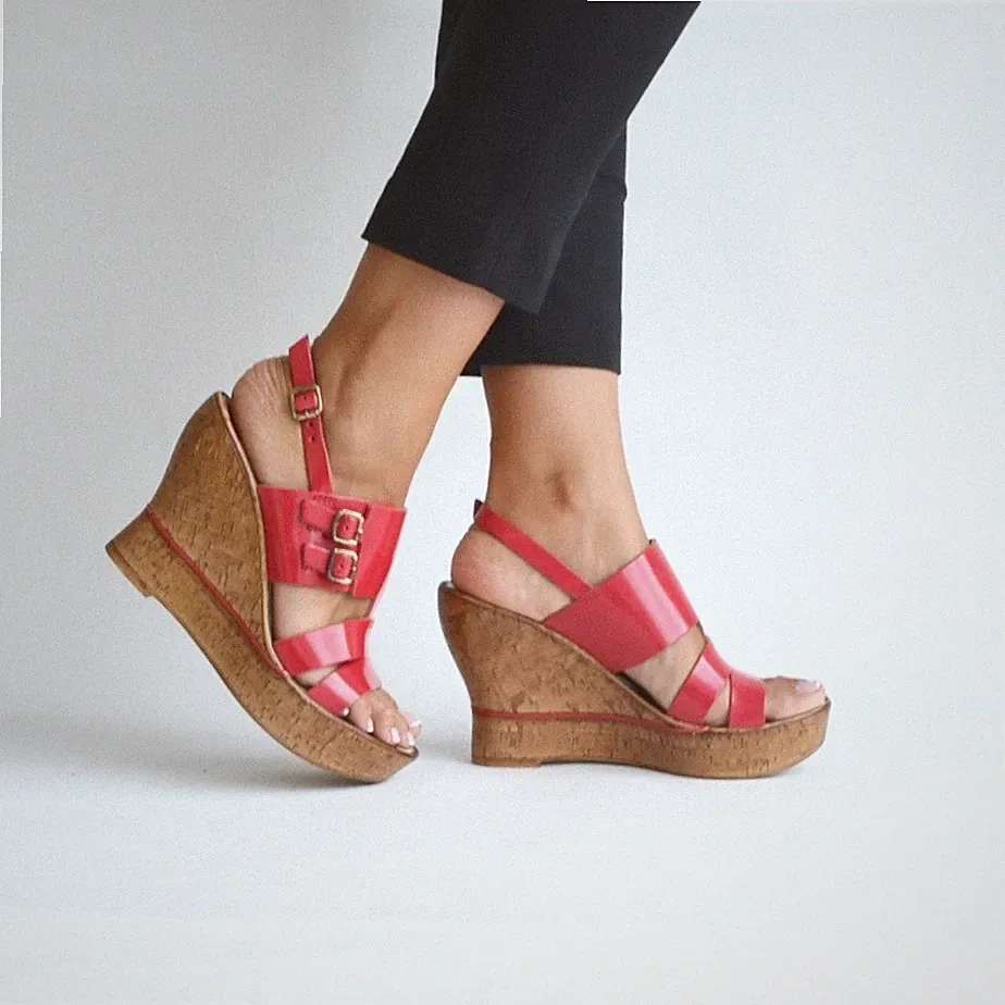 Damen 2 Paar Sandalen Italienischen Plateau Keilabsatz Leder Rot und Grün Gr 37