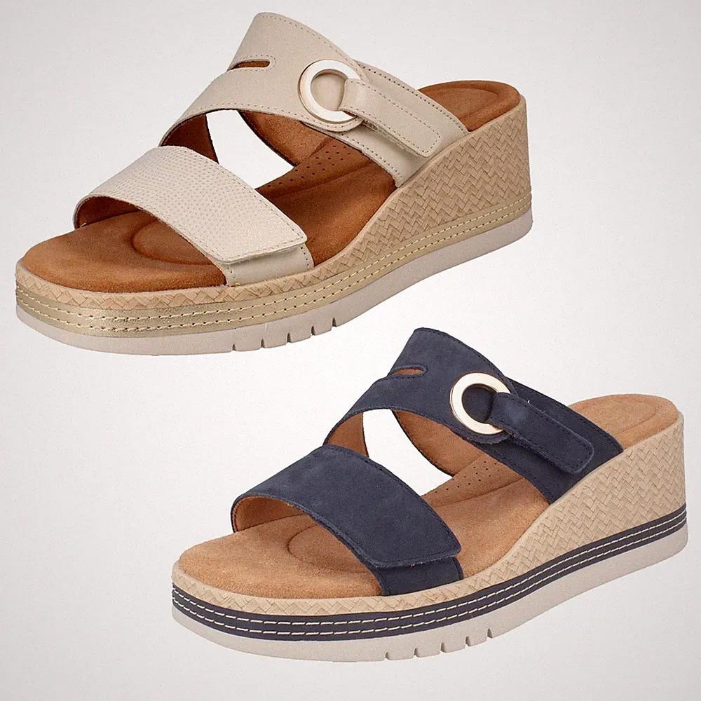 Damen Clarks Nubuk Leather Keilabsatz Sandalen Verstellbare Riemen *Kidiki Cove*