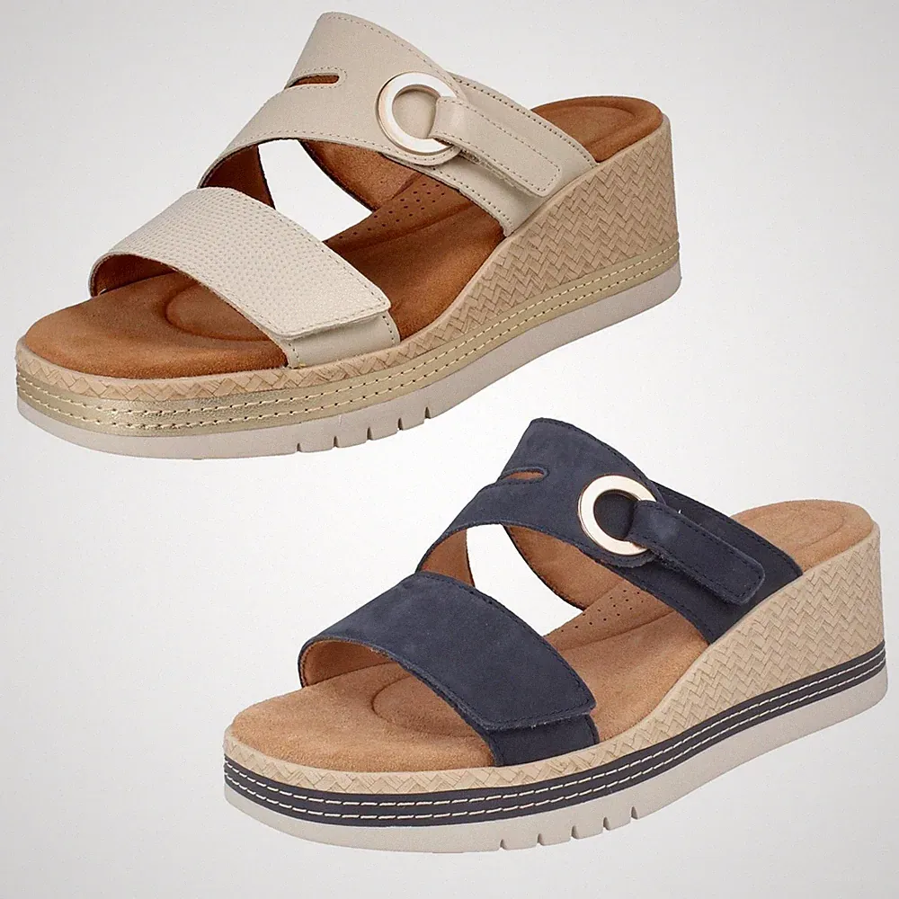Damen Clarks Nubukleder Keilabsatz Verstellbare Riemen Sandalen - Kidiki Cove
